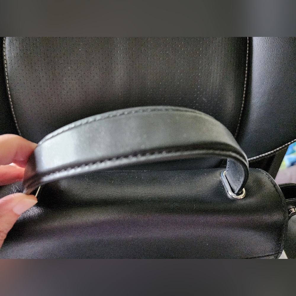 EUC Michael Kors Black satchel with dust‎ cover - Picture 7 of 9
